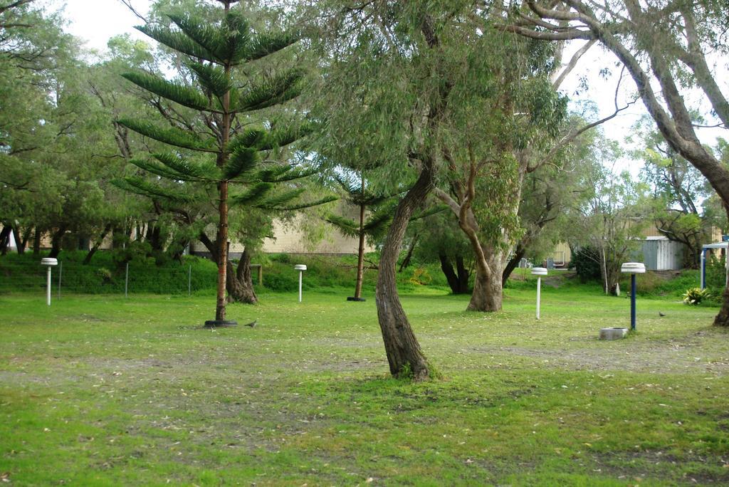 Acclaim Rose Gardens Beachside Holiday Park Albany Exterior photo