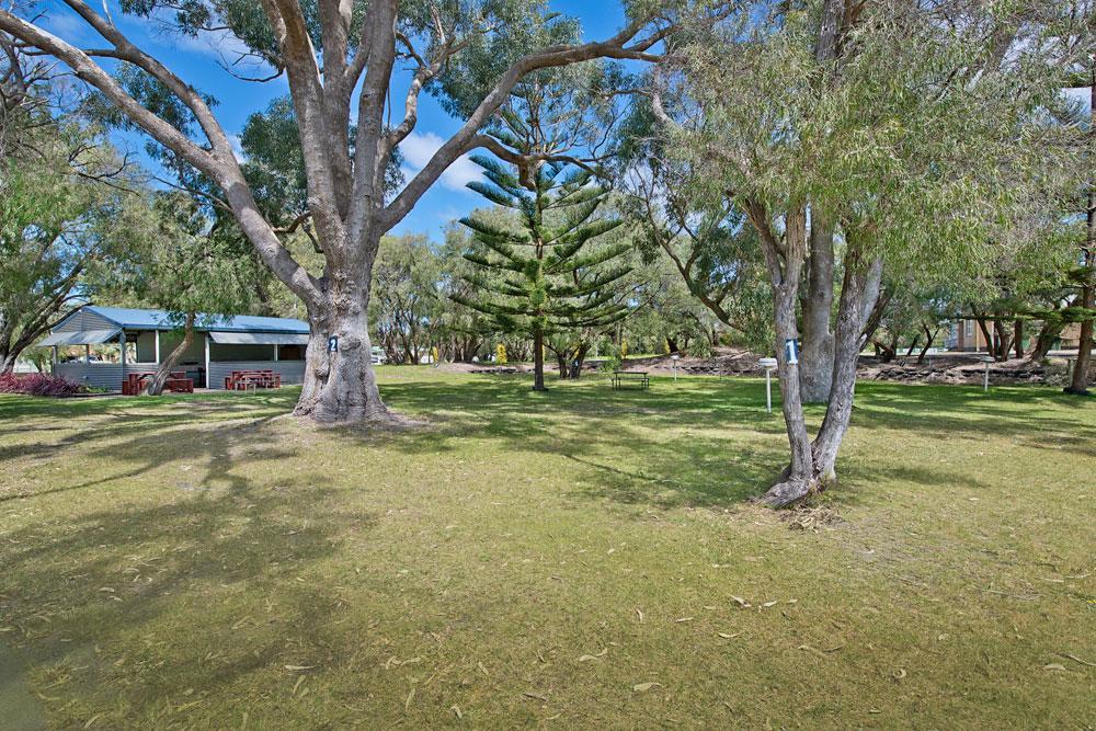 Acclaim Rose Gardens Beachside Holiday Park Albany Exterior photo