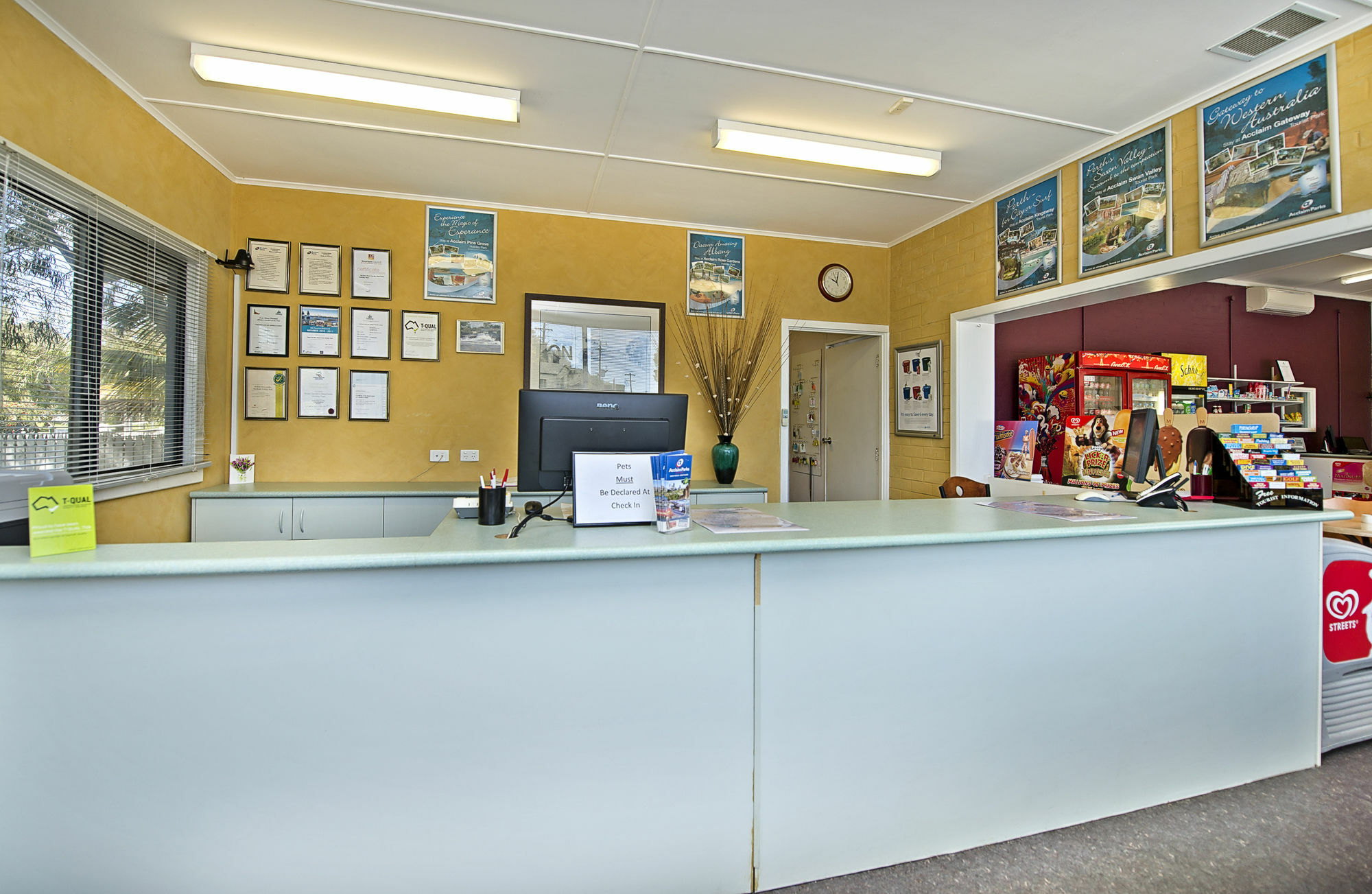 Acclaim Rose Gardens Beachside Holiday Park Albany Exterior photo